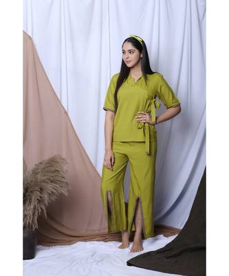 Lime Green Solid Loungewear Set With Hairband 2
