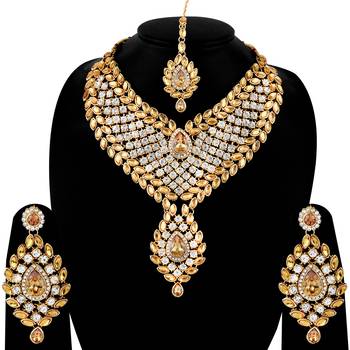 Gold Plated Kundan Diamond  Choker Set 4
