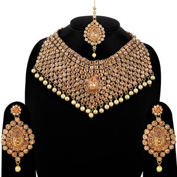 Gold Plated Kundan Diamond & Pearl Choker Set 4