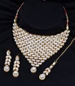 Elegant Style Silver Plated Kundan Diamond Choker Set