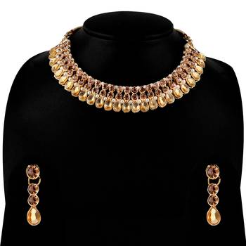 Amazing Stylish Look Gold Plated Choker Set For Women And 4