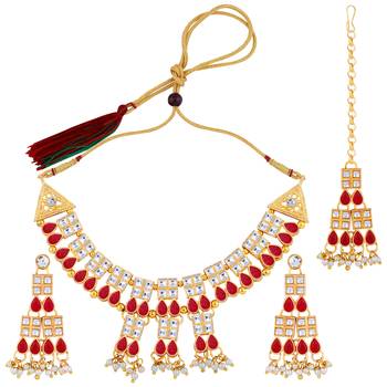 Stylish Gold Plated Choker Jewellery Set For 5