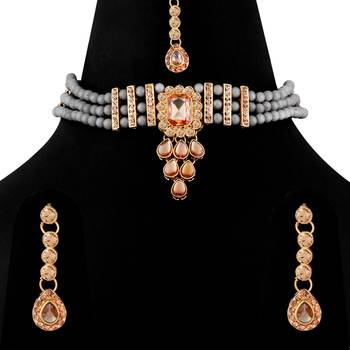 Traditional Pearl Choker Set 4