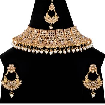 Elegant Kundan Gold Plated Traditional Choker Set 4