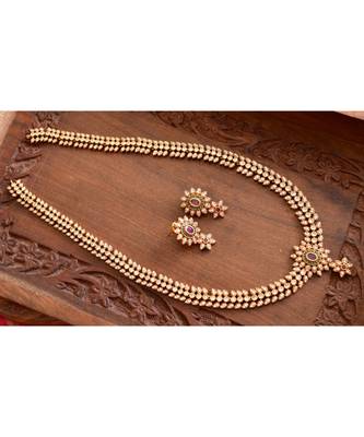white gold plated Copper Alloy   haar &   pair of earrings 1