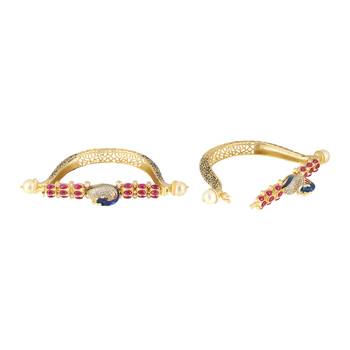 Gold bangles-and-bracelets 3