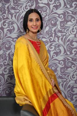 Sea green woven tissue saree with blouse 2