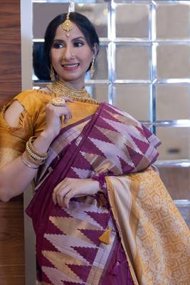 Blue woven banarasi silk saree with blouse 3