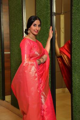 Yellow woven tissue saree with blouse 2