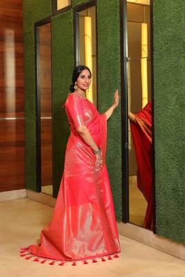 Yellow woven tissue saree with blouse 3