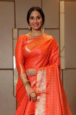 Pink woven tissue saree with blouse 2