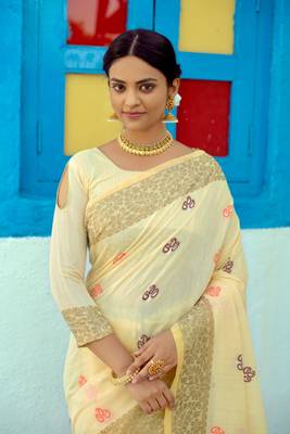 Pink embroidered silk saree with blouse 2
