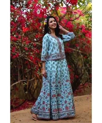 Blue Cambric Floral Print Top Skirt Set With Rubber-Band 2