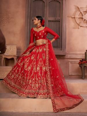 wedding wear red lehenga choli with duptta 1