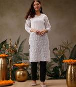 Hand Embroidered White Georgette Lucknow Chikankari Women Kurta