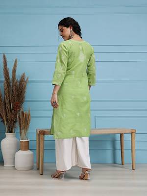 Hand Embroidered Green Cotton Lucknowi Chikan Women Kurta 2