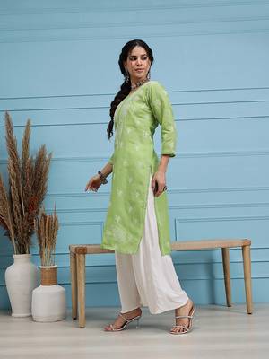 Hand Embroidered Green Cotton Lucknowi Chikan Women Kurta 3