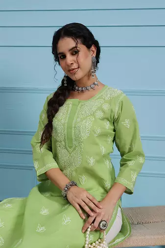 Hand Embroidered Green Cotton Lucknowi Chikan Women Kurta