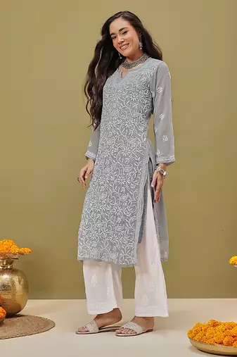 Hand Embroidered Grey Georgette Lucknow Chikankari Women Kurta With Slip