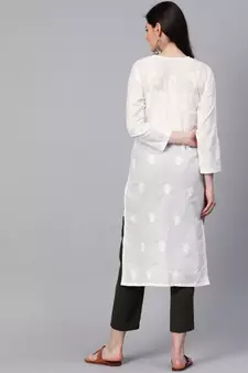 Hand Embroidered White Cotton Lucknow Chikan Women Kurta