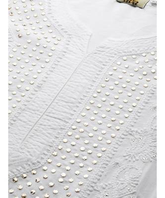 Hand Embroidered White Cotton Lucknow Chikankari Women Kurta With Muqaish Work 4