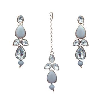 Multicolor kundan and alloy necklaces 2