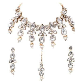 Multicolor kundan and alloy necklaces 2