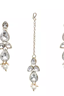 Multicolor kundan and alloy necklaces