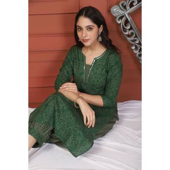 Green Printed Kurta And Bottom 5