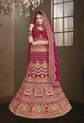 Exclusive Heavy Bridal Hand Work  Touch Up Rani Lehnga 1