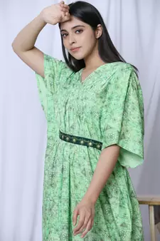 Green Printed Kaftan With Embroidered Belt