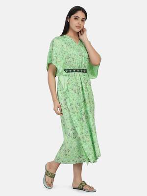 Green Printed Kaftan With Embroidered Belt 8