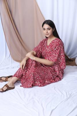 Maroon Printed Kaftan With Embroidered Belt 4