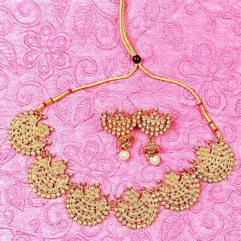 Gold Plated colourful stone Traditional Choker Necklace Set For Women 3