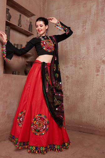 red gujarati gamthi hand embroidered cotton indian traditional dandiya raas garba semi stitched navratri lehenga