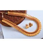 red goldplated Copper Alloy   haar  with    pair of earring