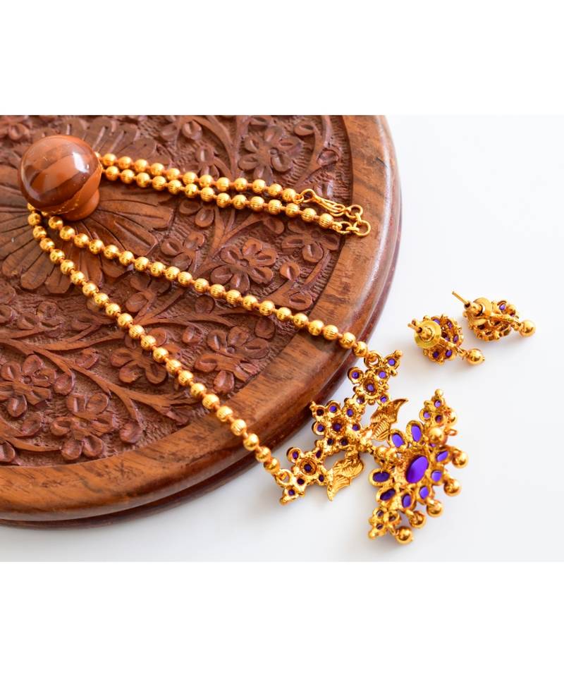 Purple goldplated Copper Alloy   nakclace  with   pair of earrings