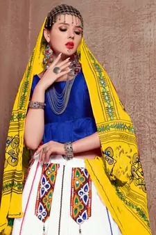 White And Yellow Gujarati Gamthi Hand Embroidered Cotton Semi Stitched Navratri Lehenga