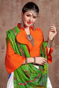White Gujarati Gamthi Hand Embroidered Cotton Chaniya Choli For Navratri