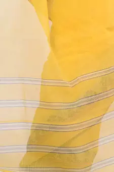 Yellow Hand Woven Cotton Saree Without Blouse