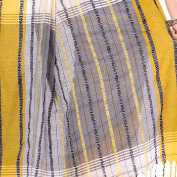 Multicolor hand woven cotton saree with blouse 4