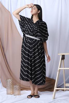 Black Printed Kaftan With Embroidered Belt 3