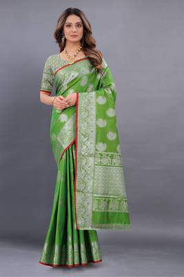 Green woven cotton silk saree with blouse 3