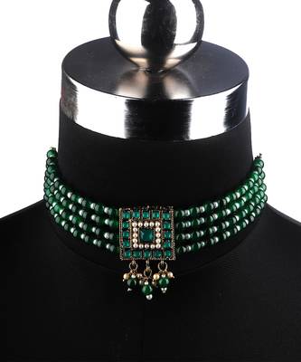 Green Gold Plated Beaded Studded Necklace Set With Earrings 5