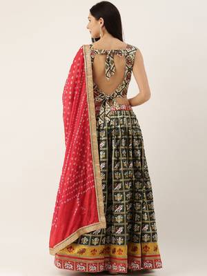 Green printed jacquard unstitched lehenga 3