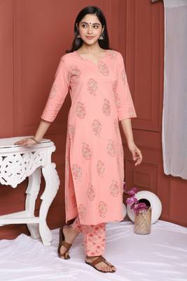 Peach Printed Kurta And Bottom 2