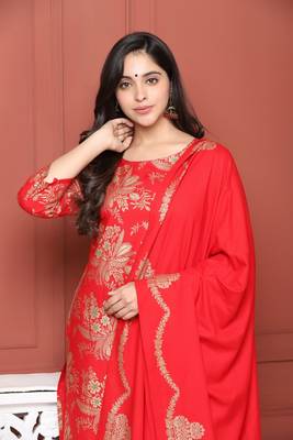 Red Printed Kurta And Bottom And Dupatta 2