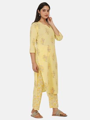 Yellow Printed Kurta And Bottom 7