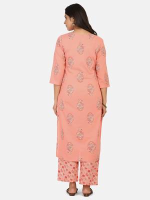 Peach Printed Kurta And Bottom 8
