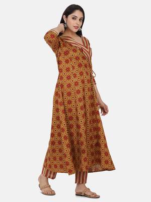 Mustard Printed Kurta And Bottom 8